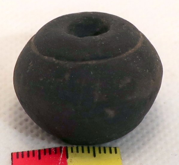 (image for) Fifteenth Century Spindle Whorl - Click Image to Close