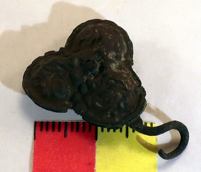 (image for) Tudor Dress Hook - Click Image to Close