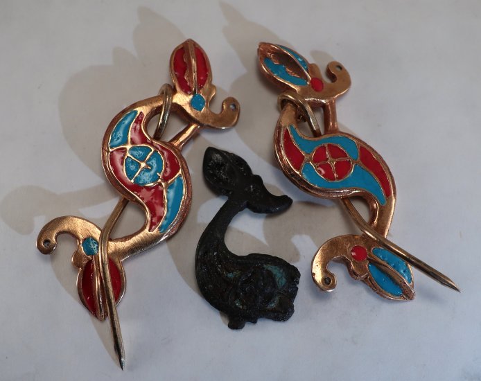 (image for) Dragonesque Brooch - Click Image to Close