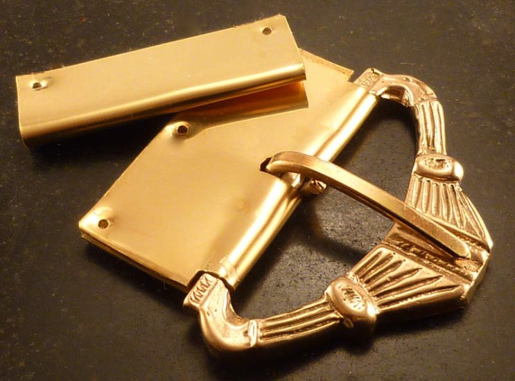 (image for) Triangular Medieval Buckle and Strapend - Click Image to Close