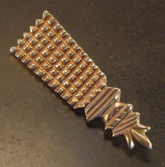 (image for) Iberian Strapend - Click Image to Close
