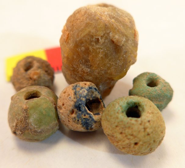 (image for) Bactrian Beads - Click Image to Close