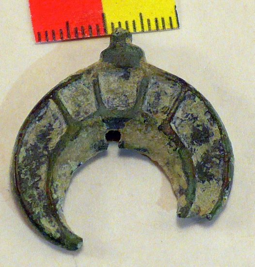(image for) Lunula Pendant - Click Image to Close
