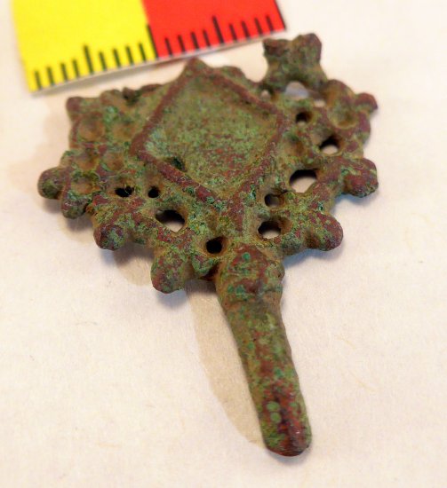 (image for) Tudor Dress Hook - Click Image to Close