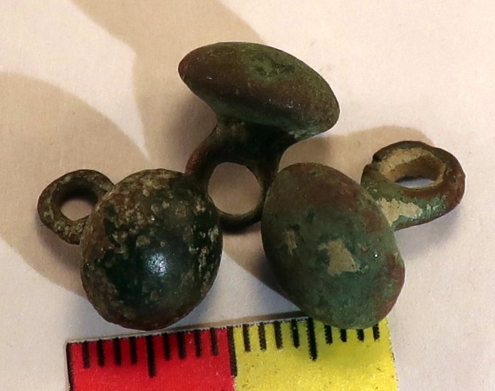 (image for) Tudor Buttons - Click Image to Close