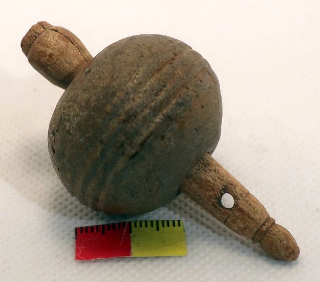 (image for) Raeren Spindle Whorl and Spindle - Click Image to Close