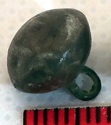 (image for) 13-14th Century Button - Click Image to Close