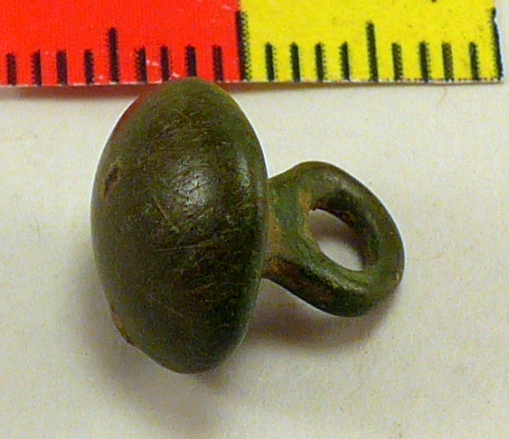 (image for) 15-16th Century Button - Click Image to Close